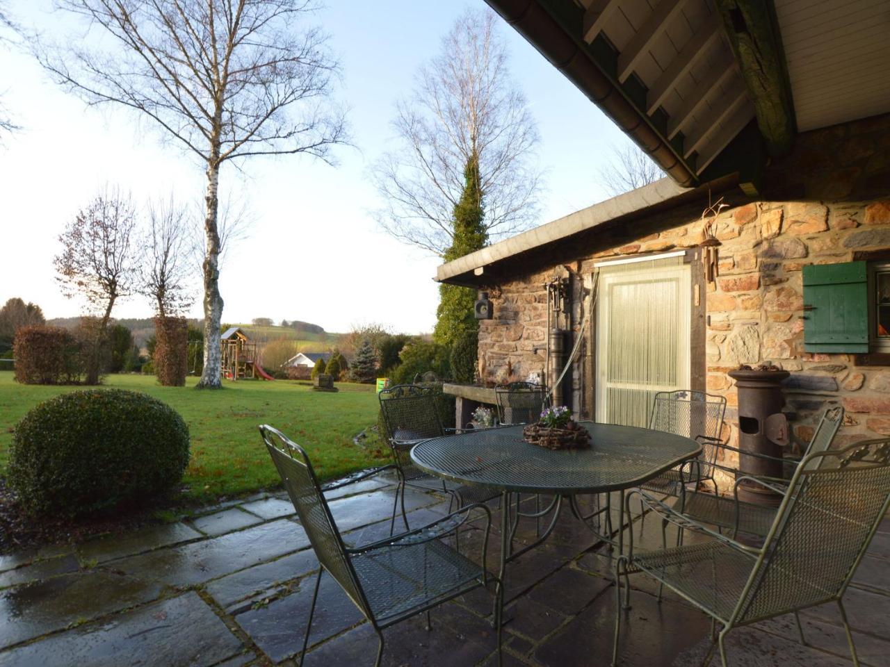 Cozy Cottage In Malmedy With Large Garden المظهر الخارجي الصورة