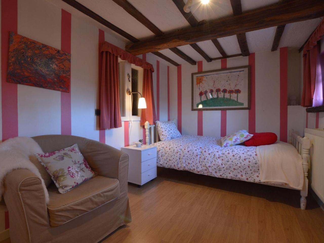 Cozy Cottage In Malmedy With Large Garden المظهر الخارجي الصورة